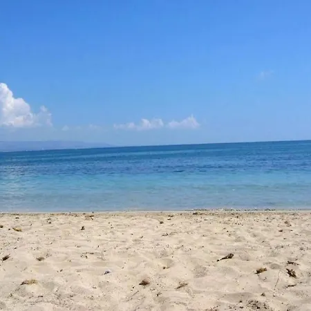 Marzamemi Apartman *